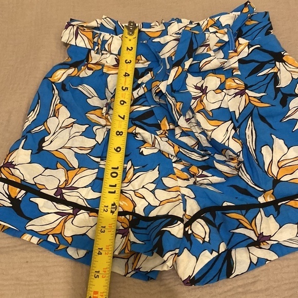 J.O.A. Just One Answear floral top and short. Size XS. New - Picture 4 of 11